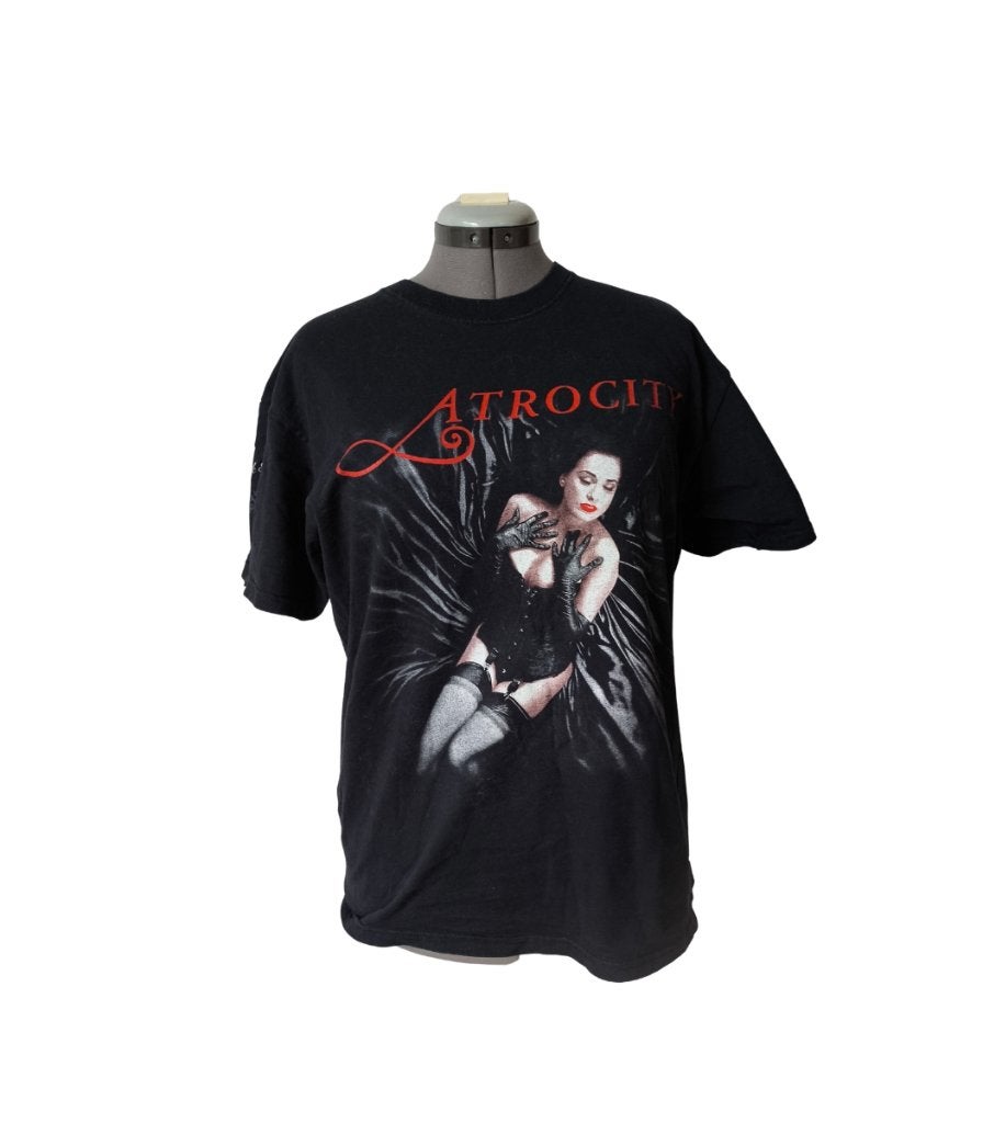 vintage atrocity burlesque woman t shirt, Kleding | Heren, Maat 52/54 (L), Fruit of the loom, Zwart, Ophalen of Verzenden