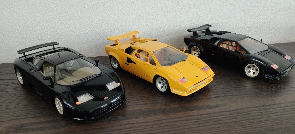 Lamborghini en Bugatti Schaal 1:18, Ophalen of Verzenden, Zo goed als nieuw, Auto, Bburago