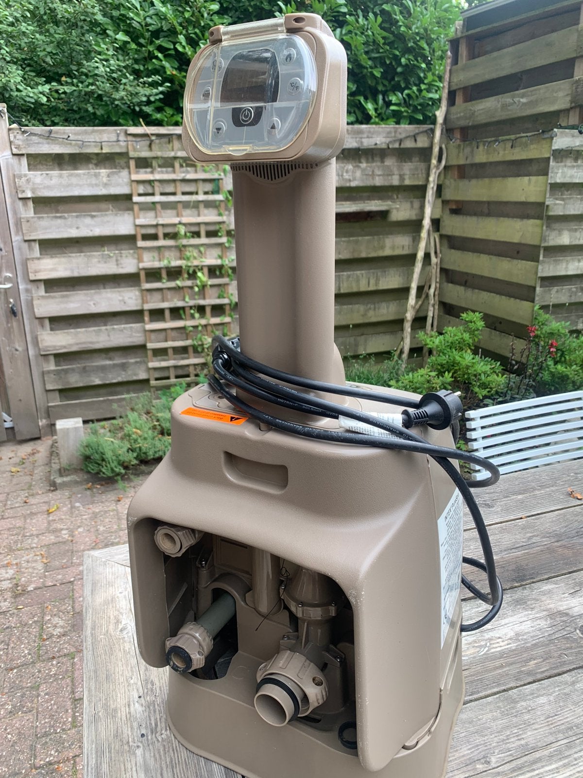 Intex jacuzzi pomp, Ophalen, Zo goed als nieuw, Pomp