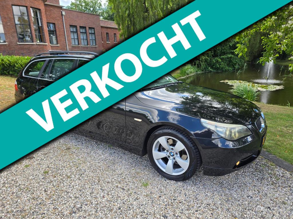 BMW 5-serie Touring 525d EXPORT, Auto's, BMW, Achterwielaandrijving, Gebruikt, 2000 kg, Zwart