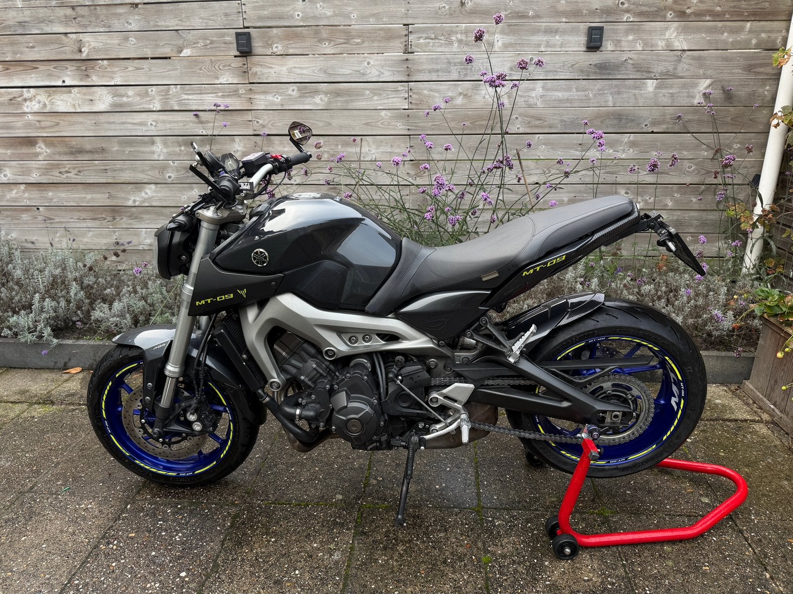 Yamaha mt09 abs 2014 racing blue, Particulier, Naked bike