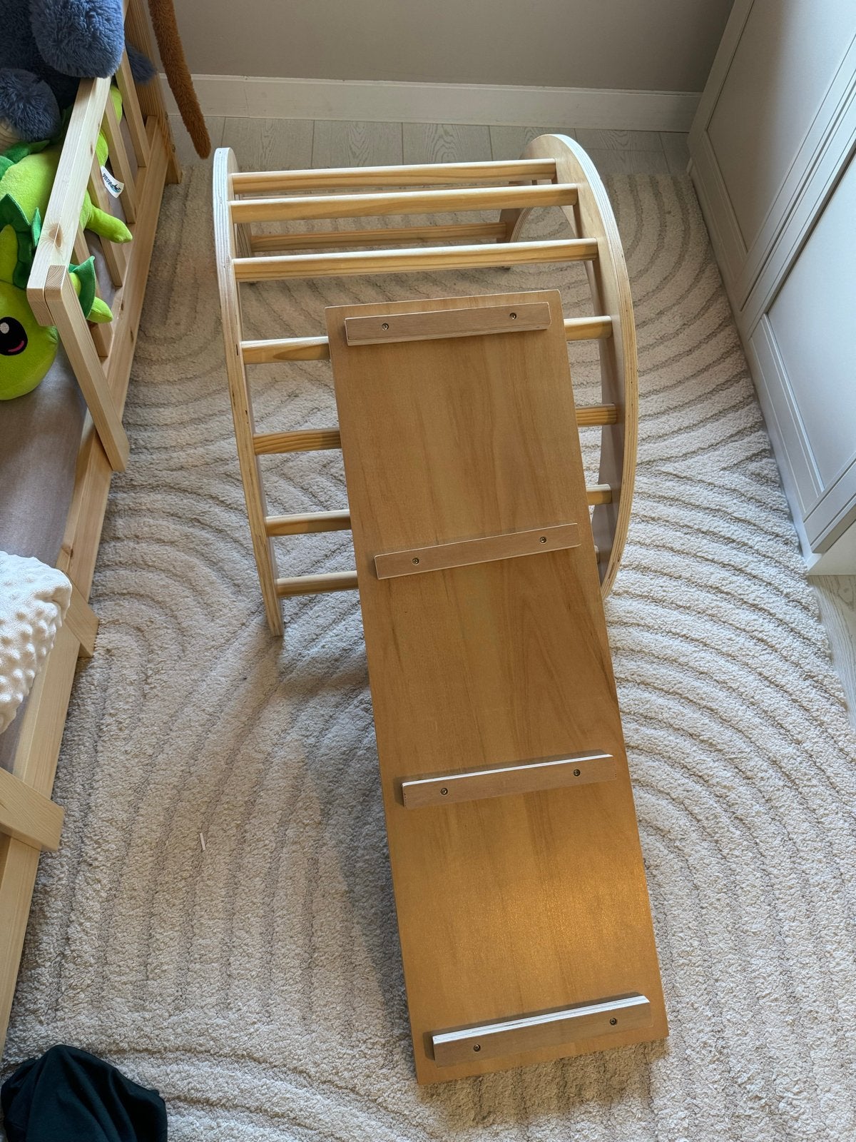 Houten klimrek met glijbaan Montessori - Zo goed als nieuw, Ophalen, Zo goed als nieuw, Glijbaan