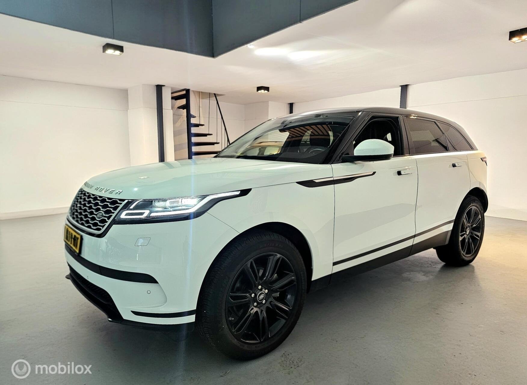 Land Rover Range Rover Velar 2.0 P250S Tubo AWD 1jr garantie, Auto's, Dealer onderhouden, Gebruikt, Zwart, 4 cilinders