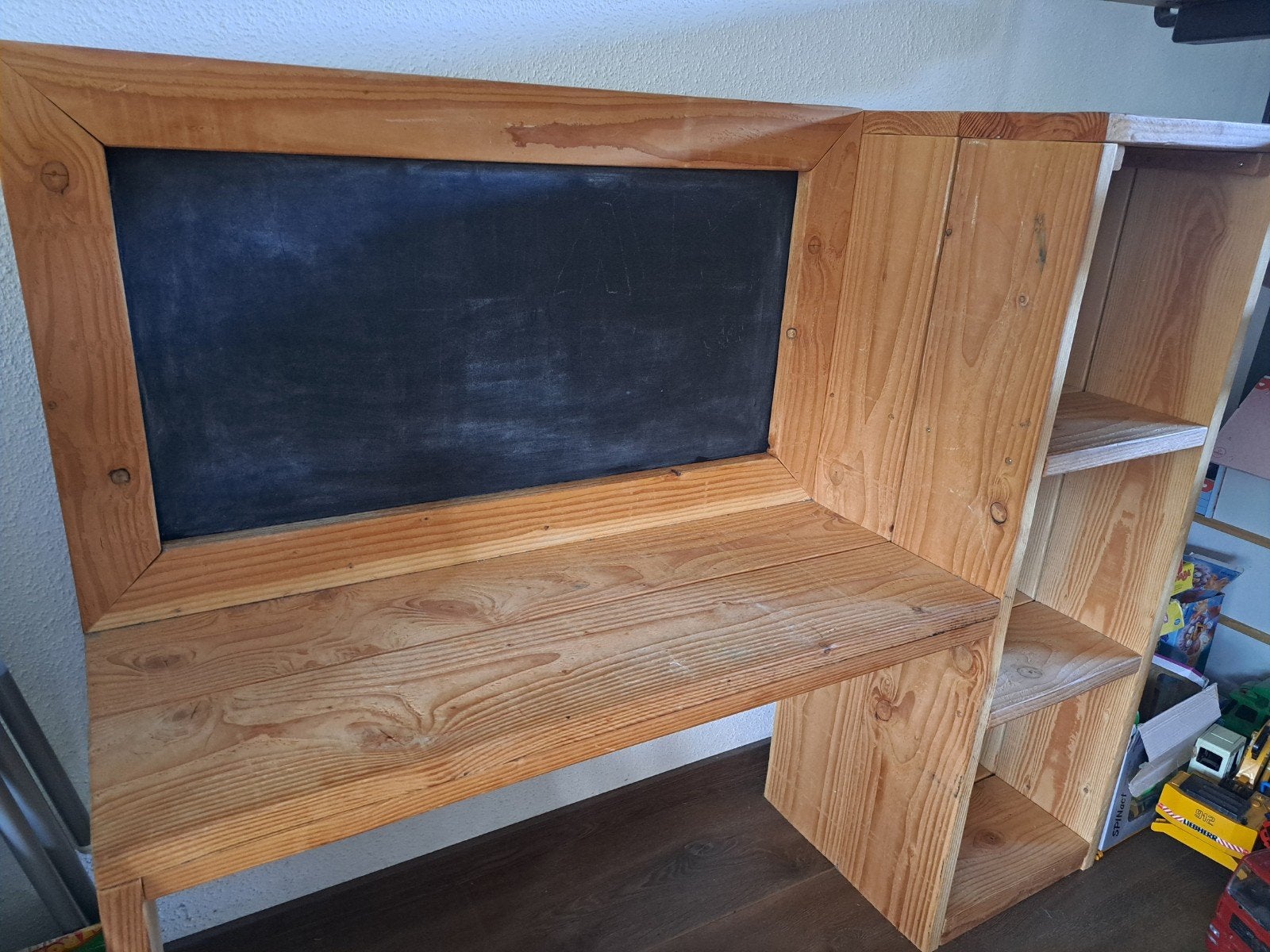 Speelbaar kinderbureau met opbergvakken en krijtbord, Ophalen, Overige typen