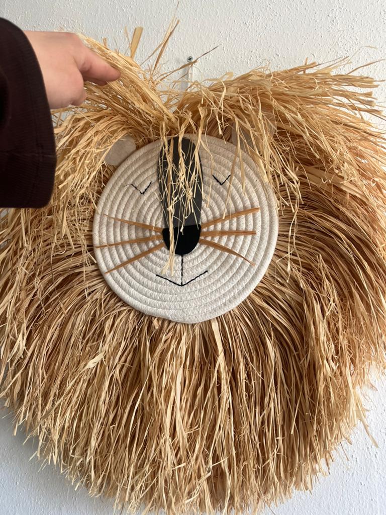Rotan leeuw wanddecoratie kinderkamer, Huis en Inrichting, Woonaccessoires | Kransen, Ophalen of Verzenden, Zo goed als nieuw
