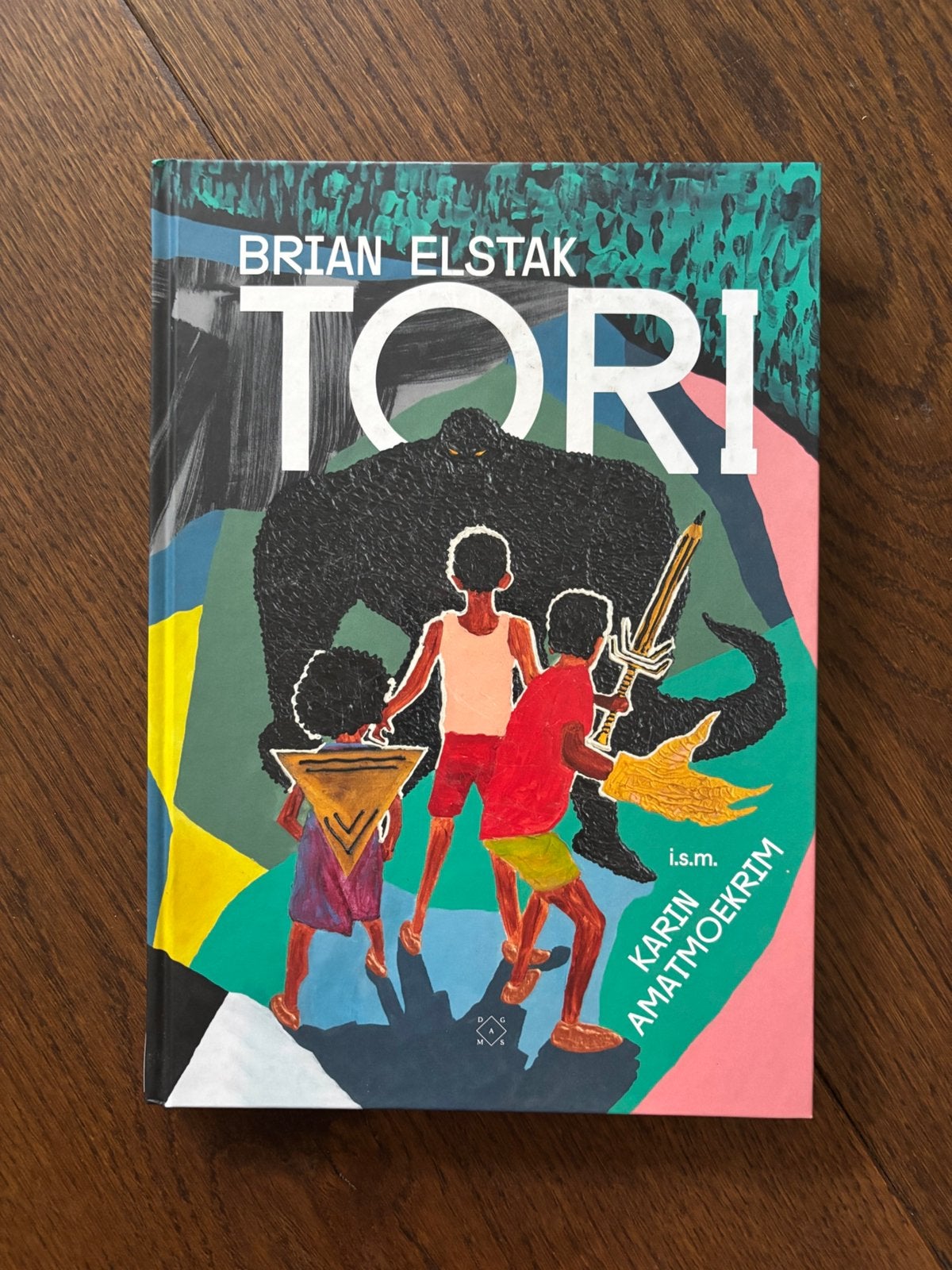 Brian Elstak: Tori, Ophalen of Verzenden, Zo goed als nieuw, Fictie