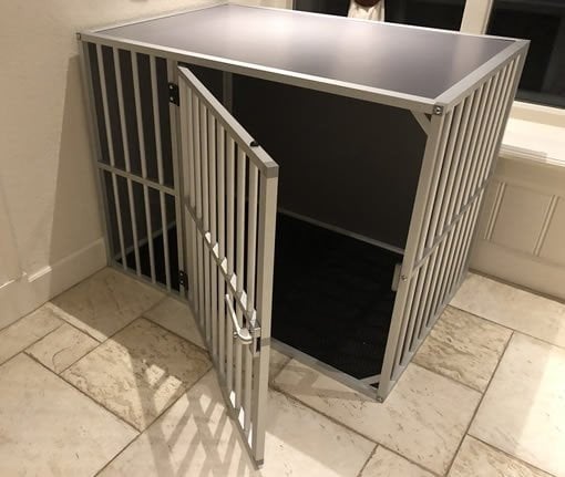 Stevige en veilige hondenbench medium en als nieuw, Dieren en Toebehoren, Ophalen, Zo goed als nieuw, 75 tot 110 cm, 65 tot 100 cm