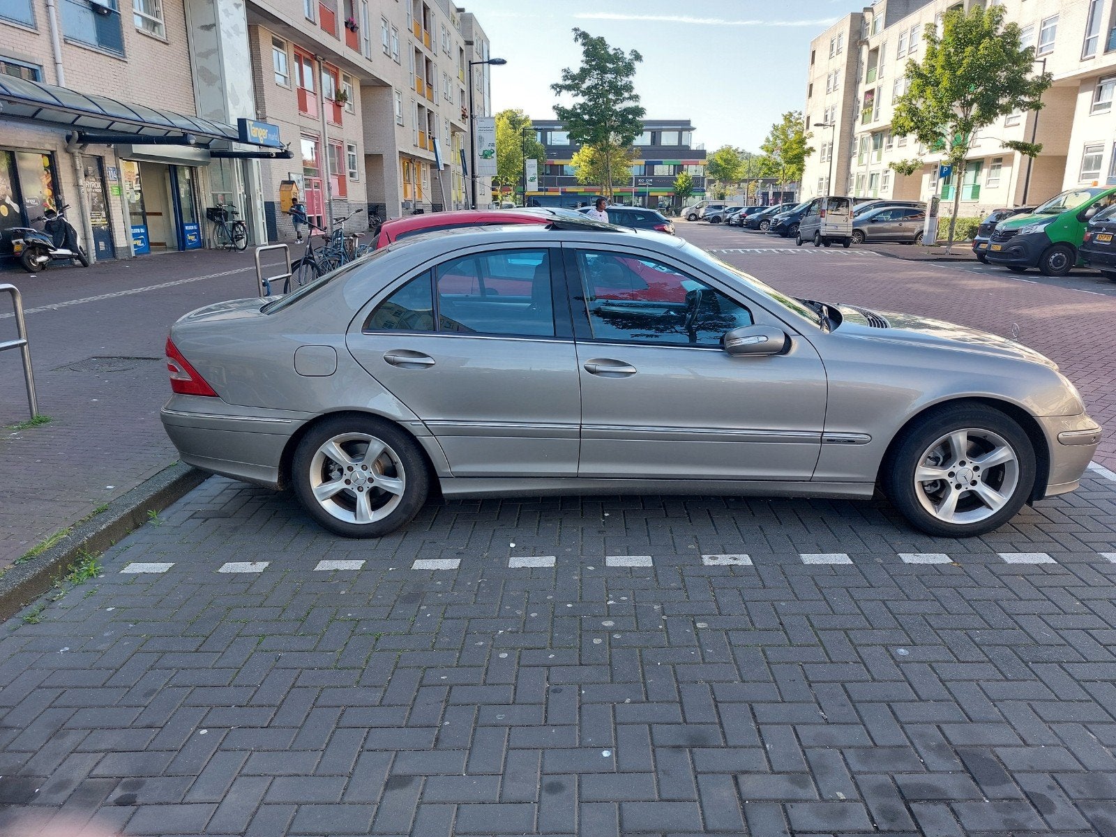 Mercedes-Benz C-Klasse 1.8 C200 Kompr Sedan AUT 2005 Grijs, Auto's, Mercedes-Benz, Automaat, Achterwielaandrijving, Zwart, 4 cilinders