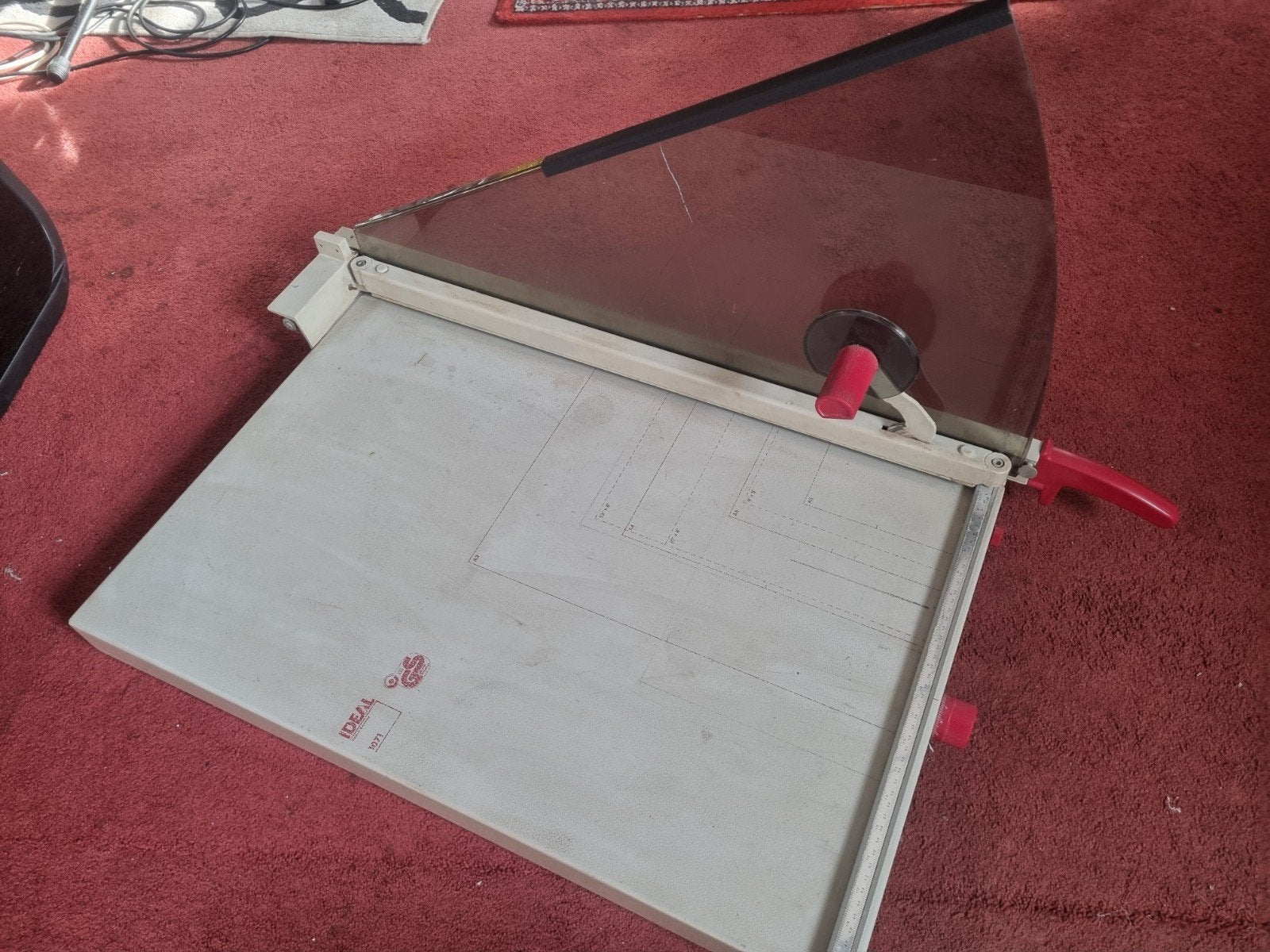 ideal 1071 papiersnijmachine 72 cm snijlengte, Diversen, Ophalen
