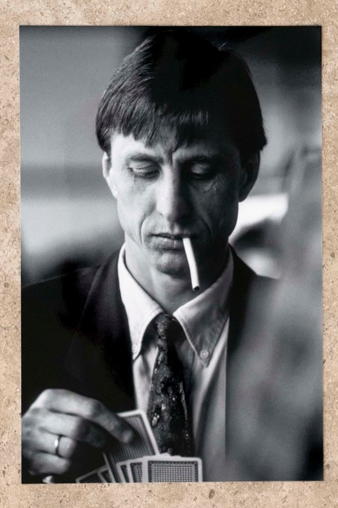 Org z-w foto20x30cm Johan Cruijff coach Ajax sigaret-kaarten, Verzamelen, Verzenden, Nieuw, Ajax, Poster, Plaatje of Sticker