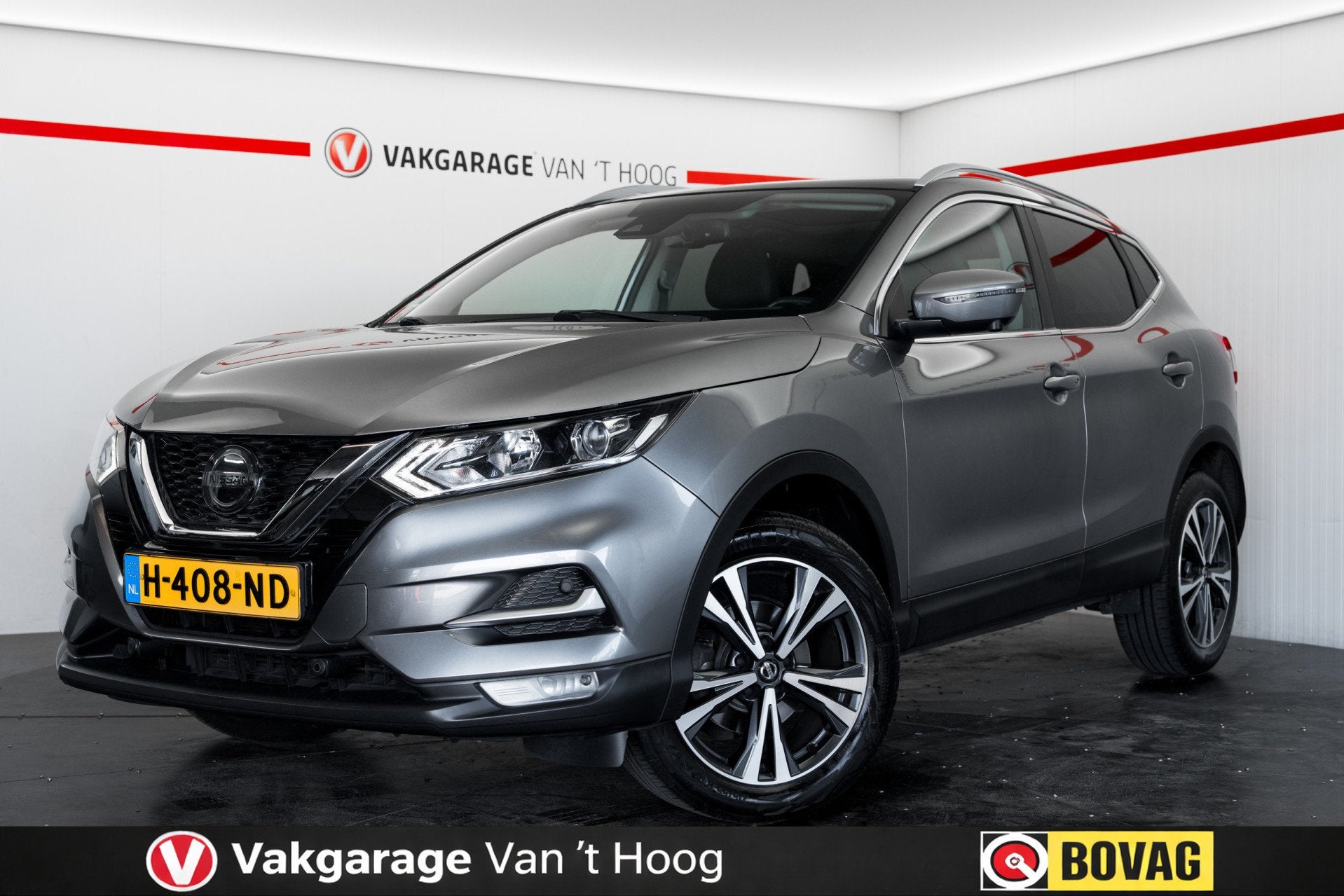 Nissan QASHQAI 1.3 DIG-T N-Connecta Trekhaak Panoramadak, Auto's, 687 kg, Gebruikt, 4 cilinders, Leder en Stof