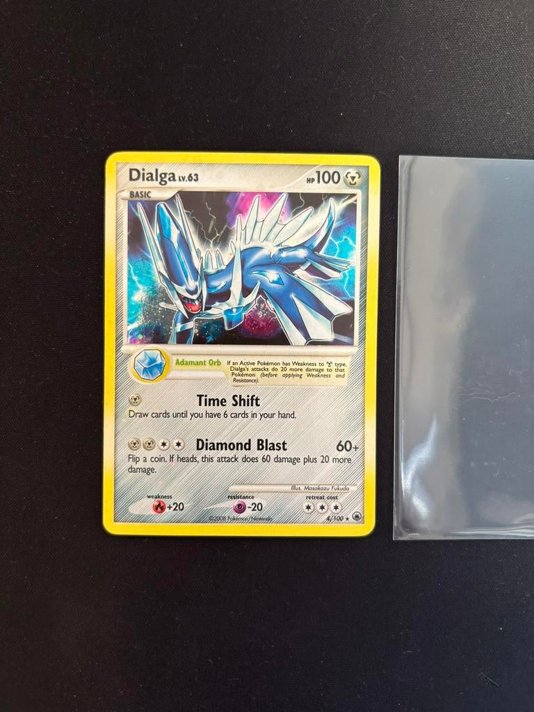 Dialga 4/100, Ophalen of Verzenden, Zo goed als nieuw, Losse kaart, Foil