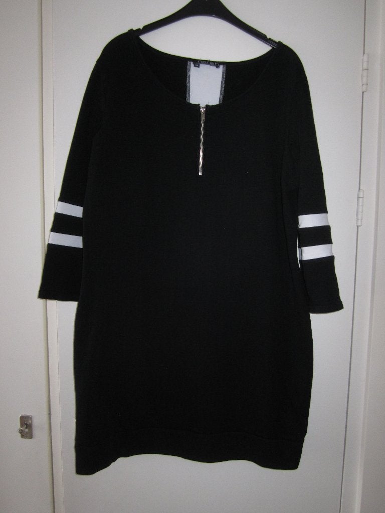 Zwarte Norah jurk maat 46 - legging maat 44., Zwart, Maat 46/48 (XL) of groter, Ophalen of Verzenden, Knielengte
