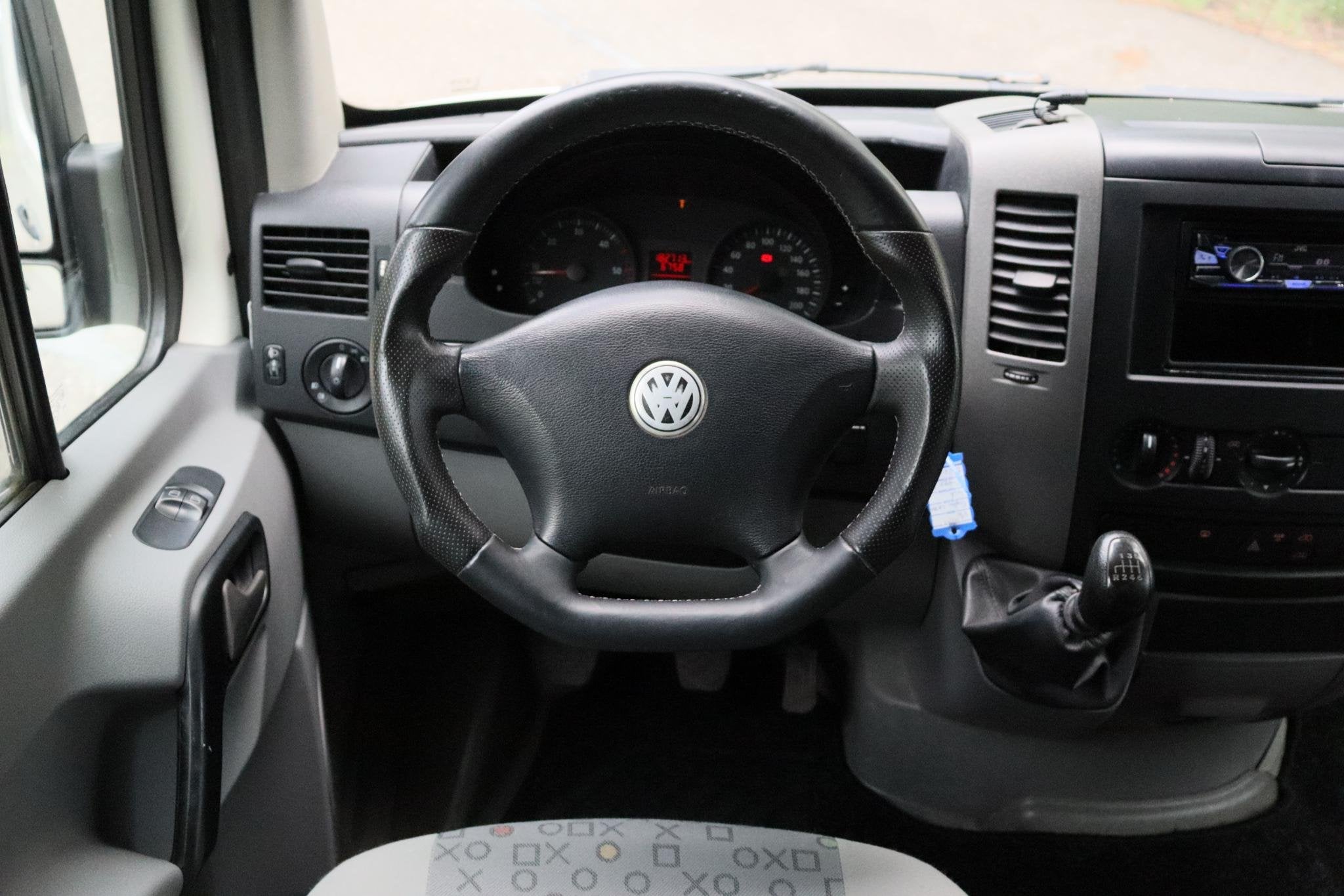 Volkswagen Crafter 35 2.5 TDI L2H1 DC Trendline 2011 | Trekh, Euro 5, Gebruikt, Volkswagen, Bedrijf