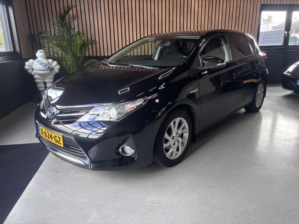 Toyota Auris 1.8 Hybrid Lease Pro (bj 2015, automaat), Automaat, Euro 5, Gebruikt, 4 cilinders