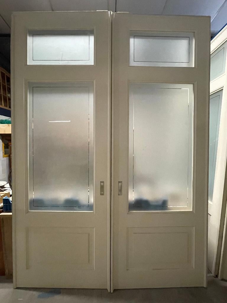 3 sets schuif / en suite deuren met geëtst glas 292x208cm.