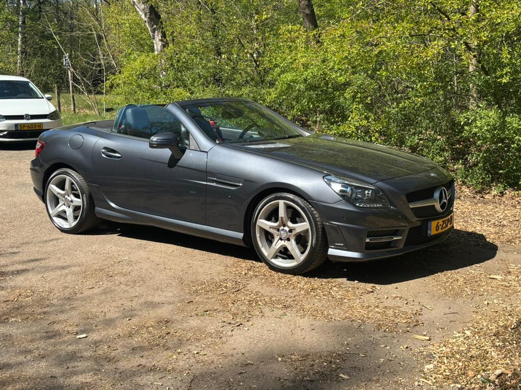 Mercedes-Benz SLK 1.8 Slk200 Kompr Roadster AUT 2015 Grijs, Auto's, 1370 kg, 4 cilinders, Cabriolet, 1796 cc