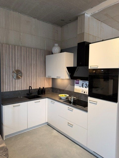 Showroomkeuken Angoragrijs, Ophalen, Hoekkeuken, Nieuw, Kunststof