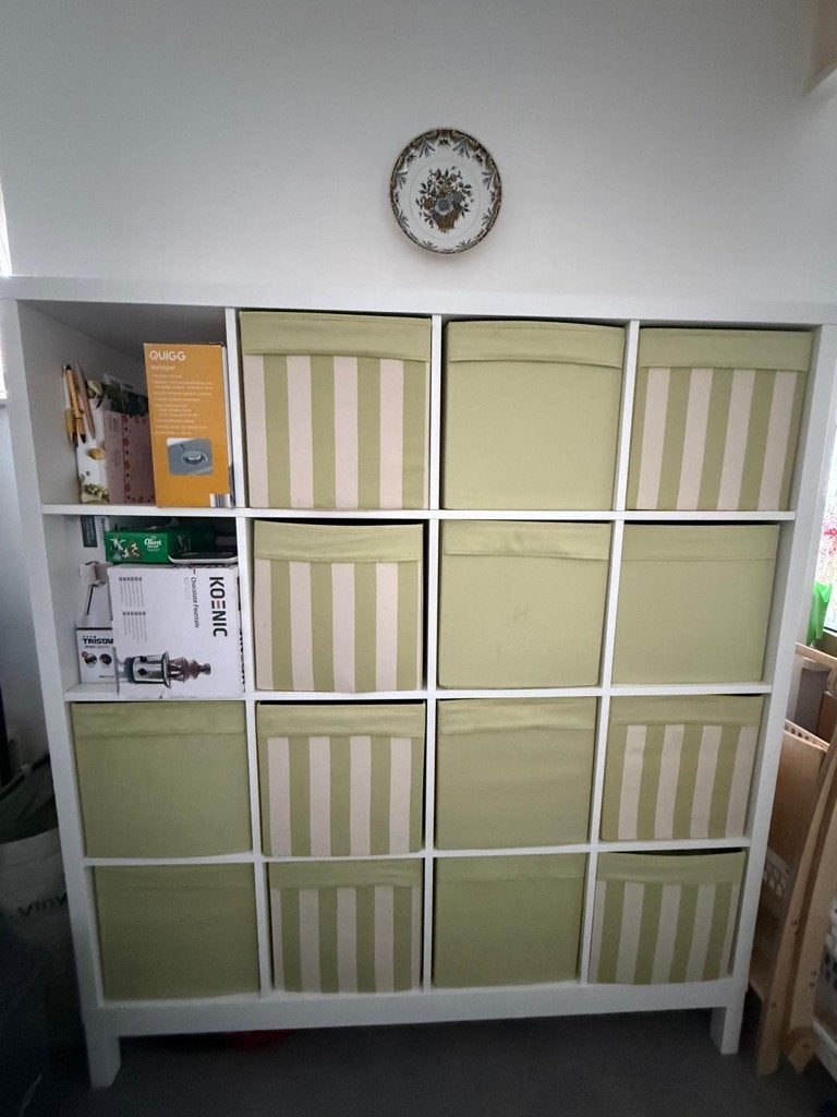 IKEA KALLAX Kast (4x4) Wit + Onderstel, Met plank(en), 100 tot 150 cm, 100 tot 150 cm, Nieuw