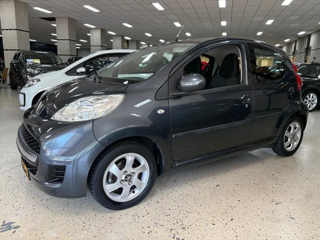 Peugeot 107 1.0 Millesim Airco Parkeersensor NL € 6.250,00, Automaat, Gebruikt, 4 stoelen, 68 pk