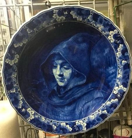 Delfts blauw bord porceleyne fles naar Rembrandt gaaf 41 cm, Ophalen of Verzenden