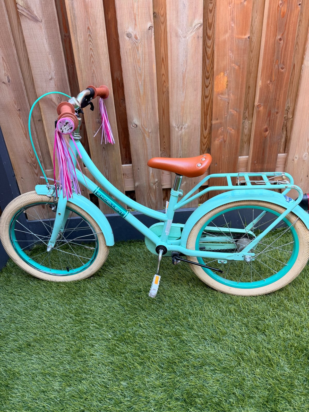 Excellent kinderfiets 18 inch, Fietsen en Brommers, Ophalen, Zo goed als nieuw, Terugtraprem, 16 tot 20 inch