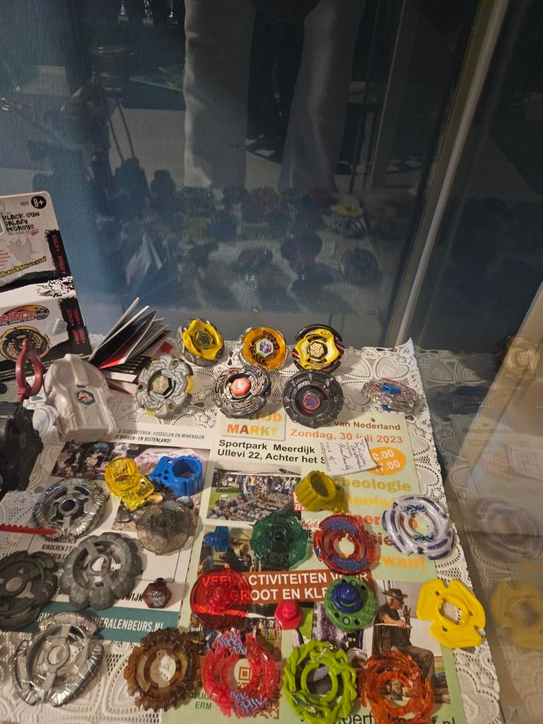 Grote Beyblade collectie met launchers en arena, Ophalen of Verzenden, Gebruikt, Jongen of Meisje