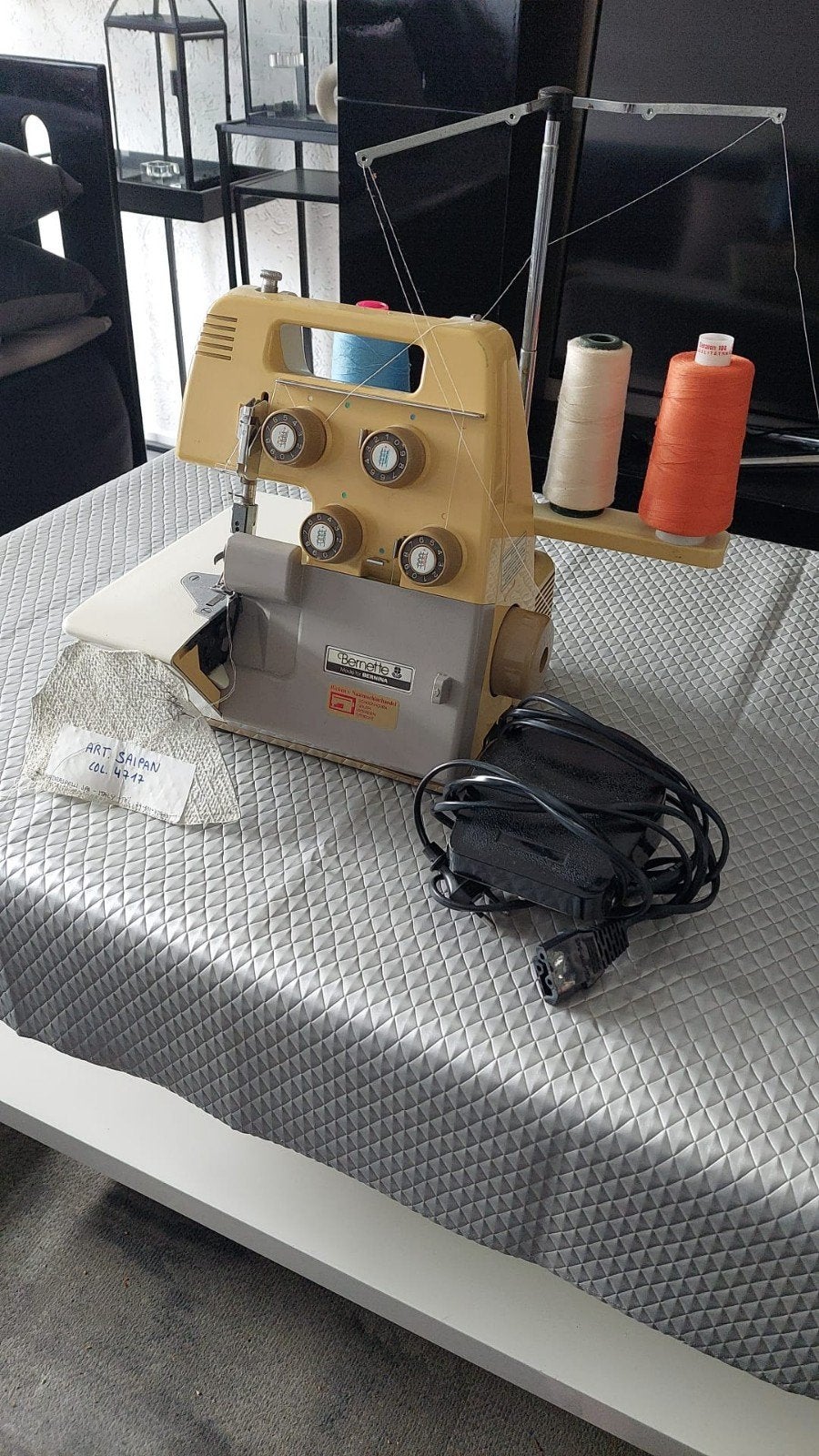 bernette lockmachine, Ophalen, Gebruikt, Lockmachine, Overige merken