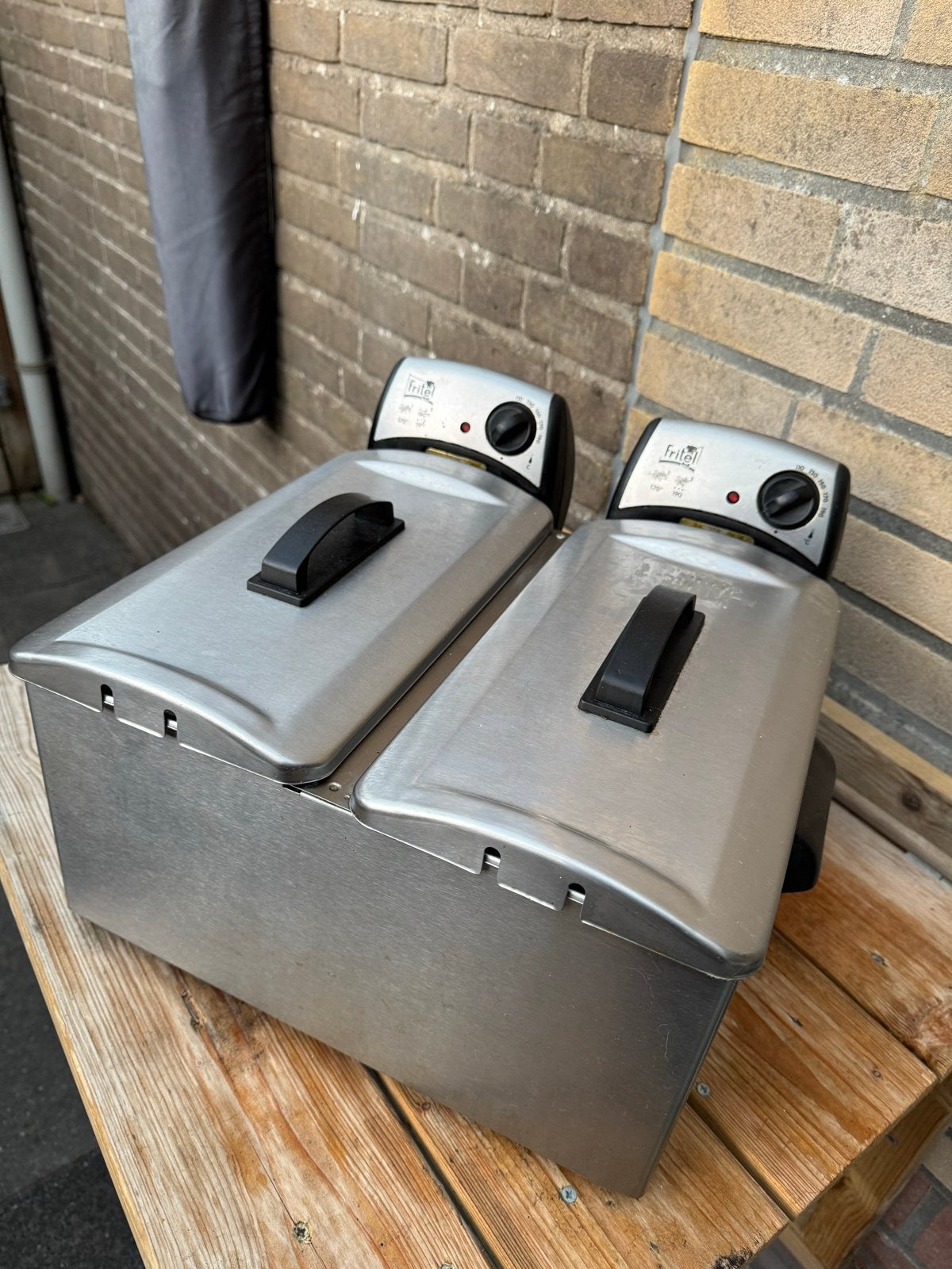 Fritel Duo-friteuse met koude zone - Gebruikt, nette staat, 4 liter of meer, Ophalen, Gebruikt, Duo-friteuse