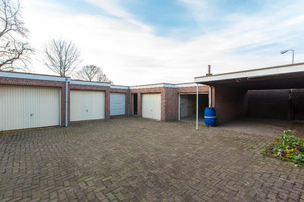 Garagebox te huur Centrum Tilburg (binnekort beschikbaar), Auto diversen, Autostallingen en Garages