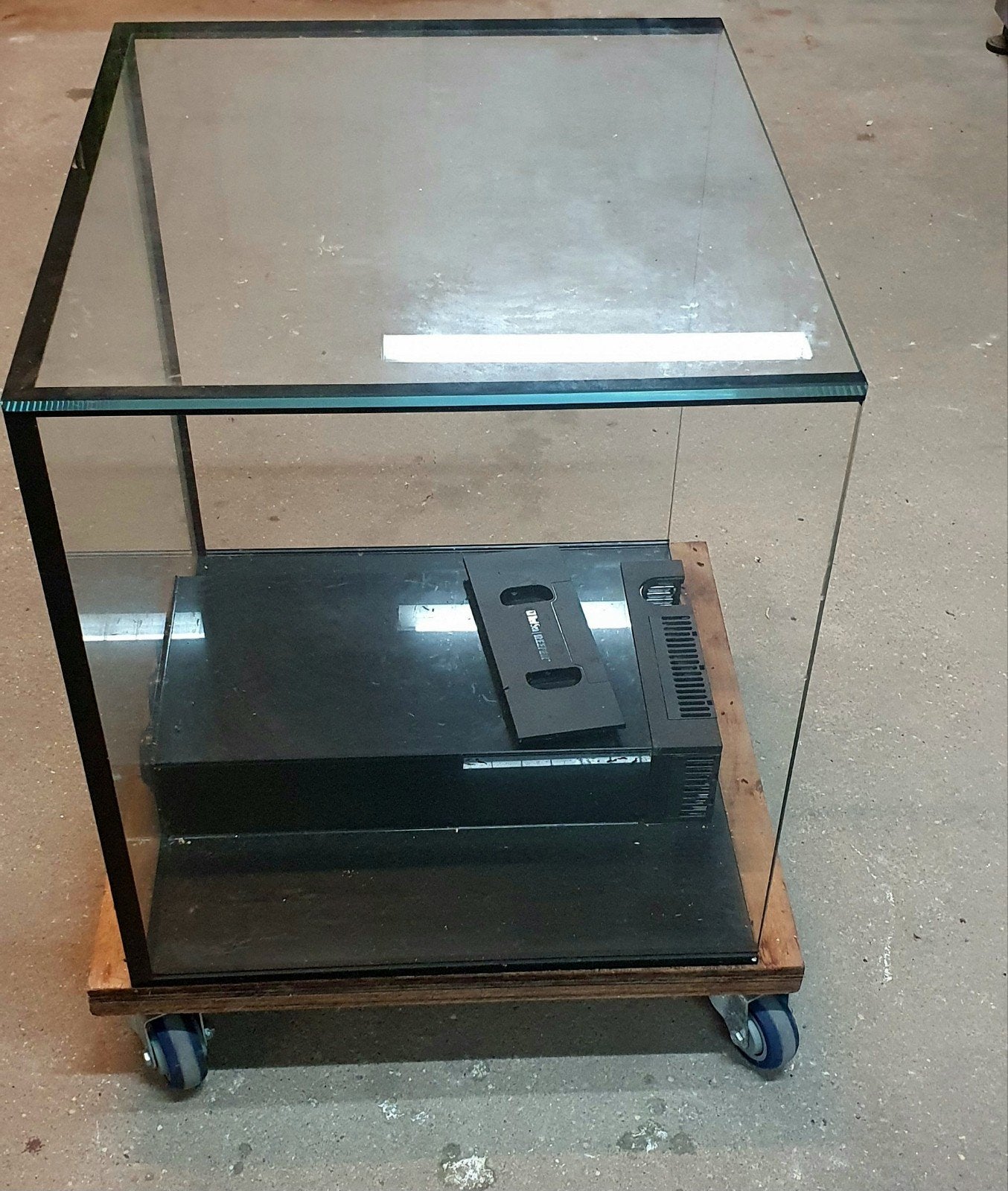 aquarent/ Red sea reefer 200/ zeeaquarium, Dieren en Toebehoren, Ophalen, Leeg aquarium