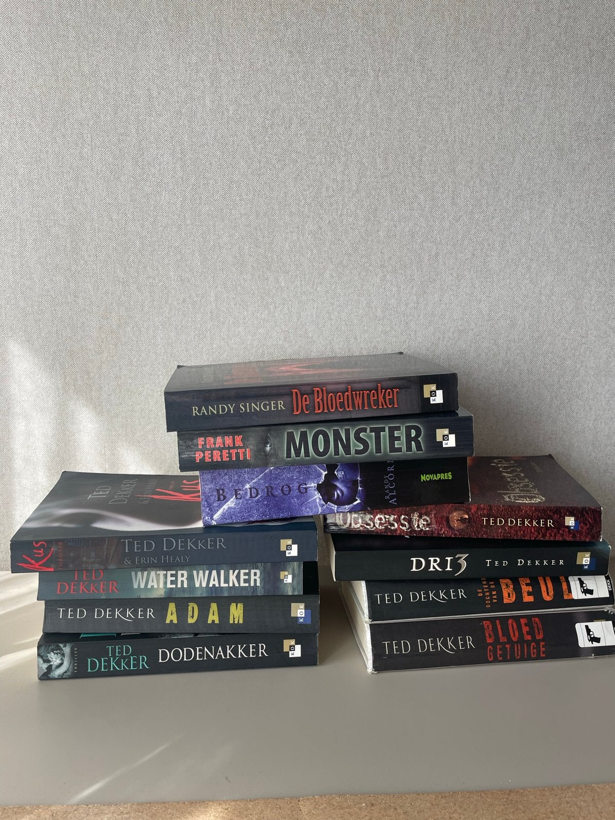 ThrillersTed Dekker, Randy Alcorn Randy Singer Frank Peretti, Ophalen of Verzenden, Gelezen, Amerika