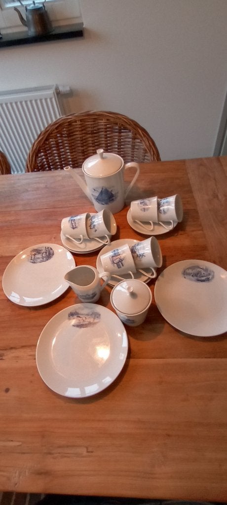 servies Bavaria boerenleven blauw/wit, Gebruikt, Ophalen of Verzenden, Bord(en), Overige stijlen