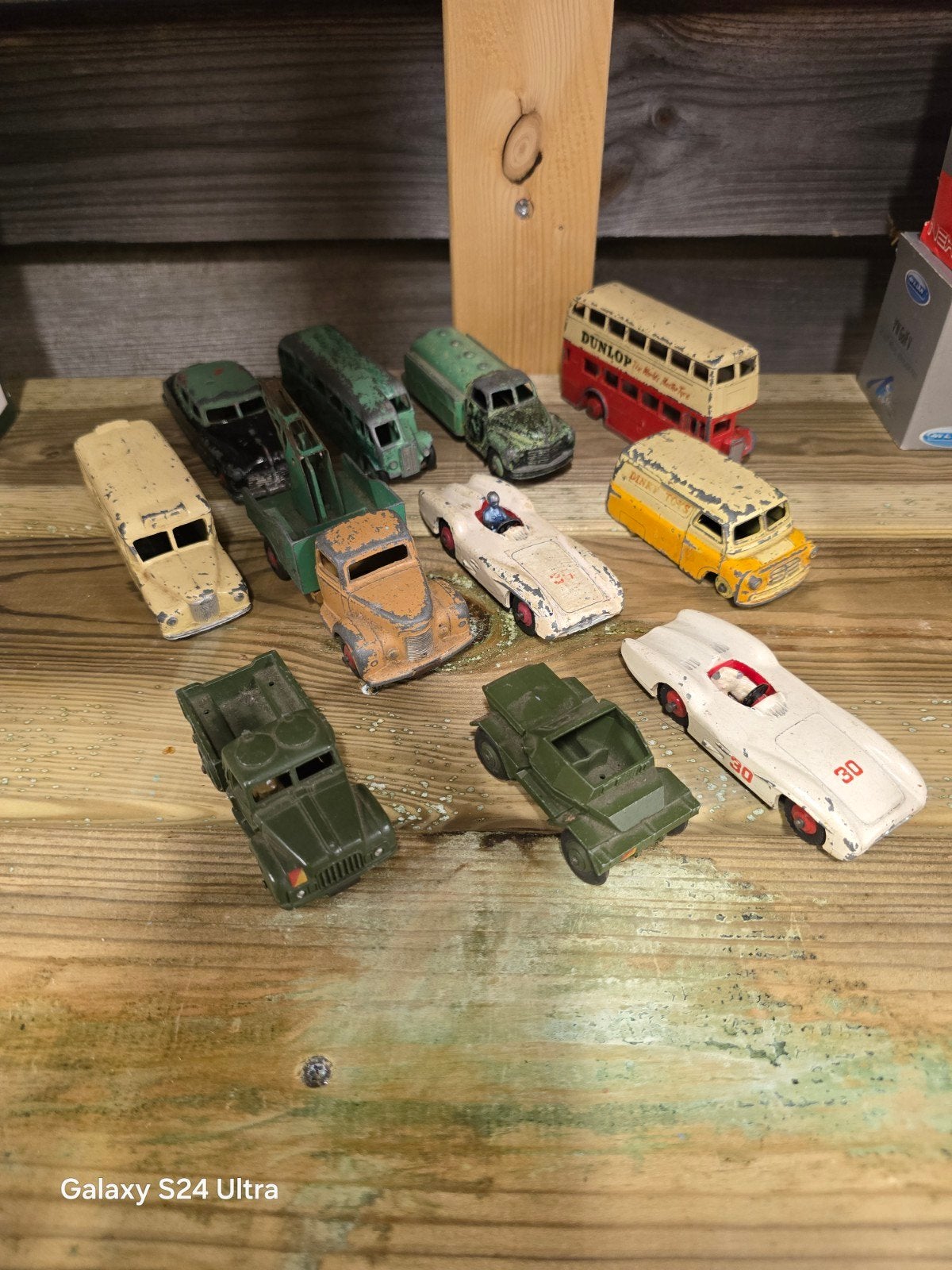 E1 > 11 stuks Oude Dinky Toys Auto's, Ophalen of Verzenden