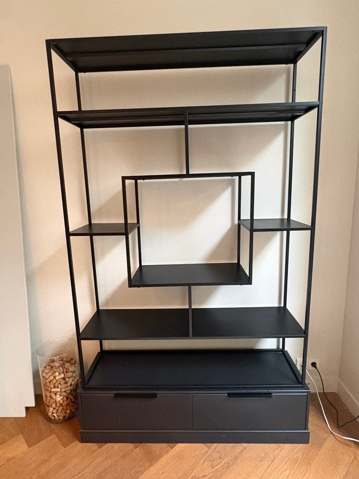 Mooie wandkast / roomdivider merk Woood, Huis en Inrichting, Kasten | Wandmeubels, Met plank(en), Gebruikt, 200 cm of meer, Minder dan 150 cm