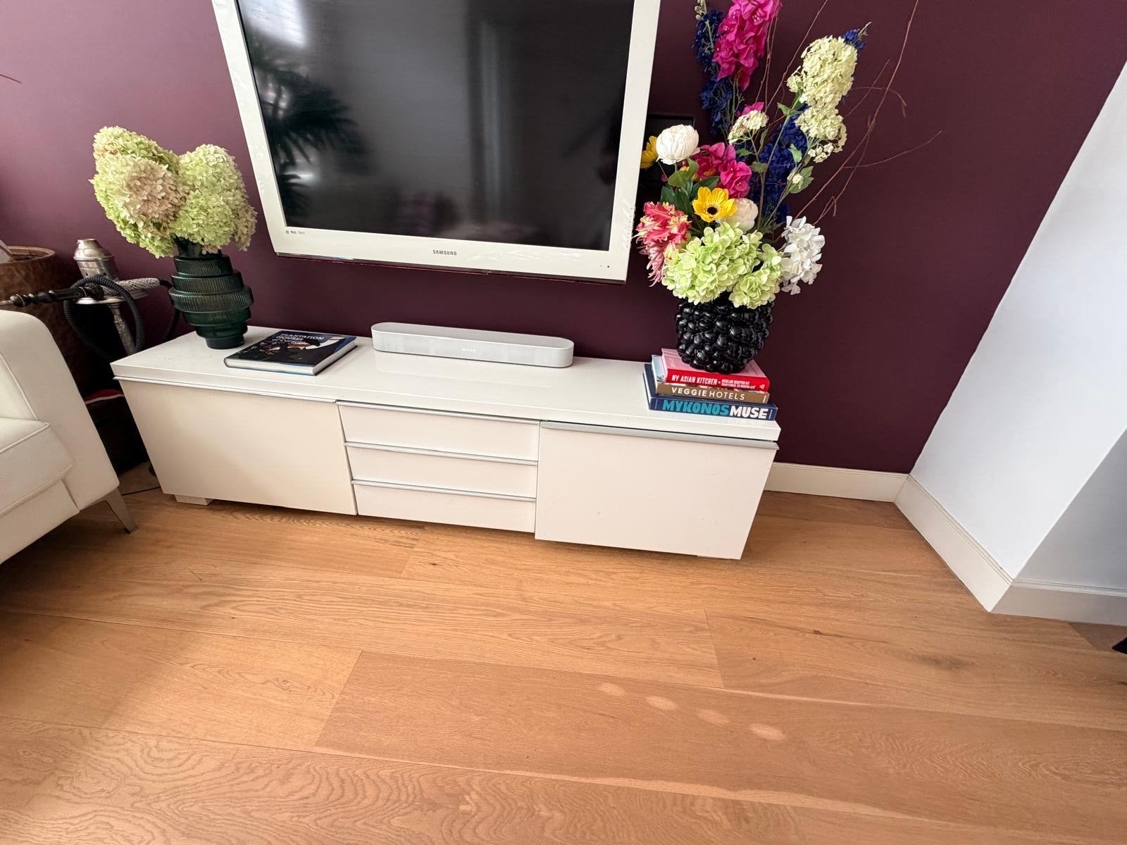 wit tv-meubel met opbergruimte, Huis en Inrichting, Ophalen, Gebruikt, 150 tot 200 cm, Minder dan 100 cm