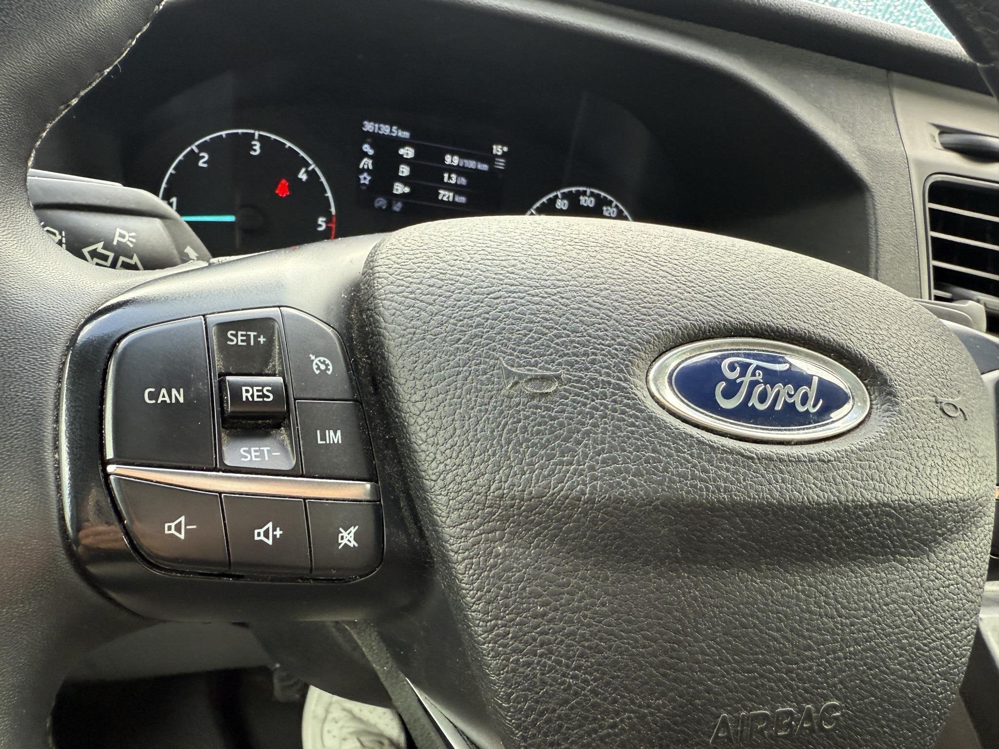 Ford Transit 310 2.0 TDCI L2H2 Trend Automaat l Camera, Auto's, Stof, 4 cilinders, 129 pk, 2065 kg