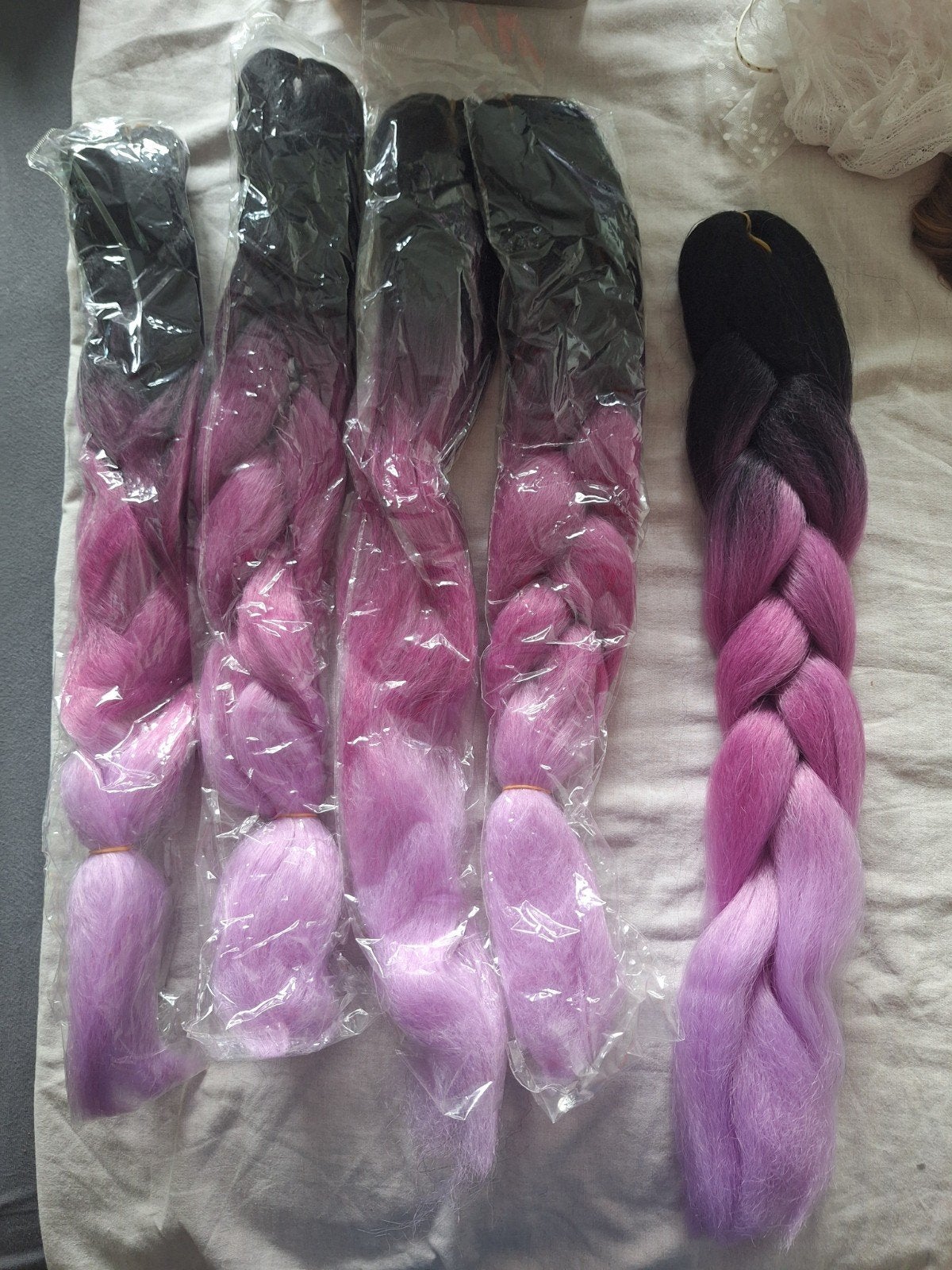 5x paars ombre kanekalon nephaar, Sieraden, Tassen en Uiterlijk, Ophalen of Verzenden, Nieuw, Pruik of Haarverlenging