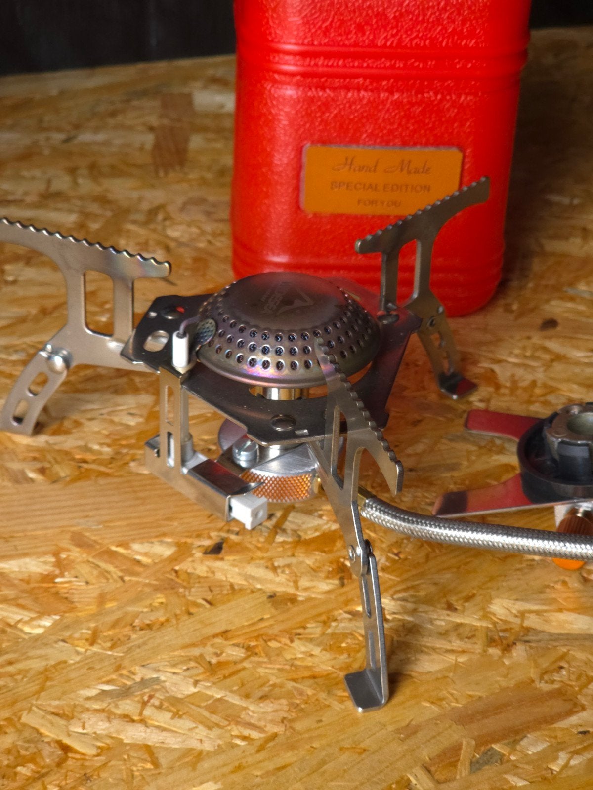 Compacte gasbrander met slang en opbergdoos, Caravans en Kamperen, Kampeeraccessoires, Ophalen of Verzenden, Zo goed als nieuw