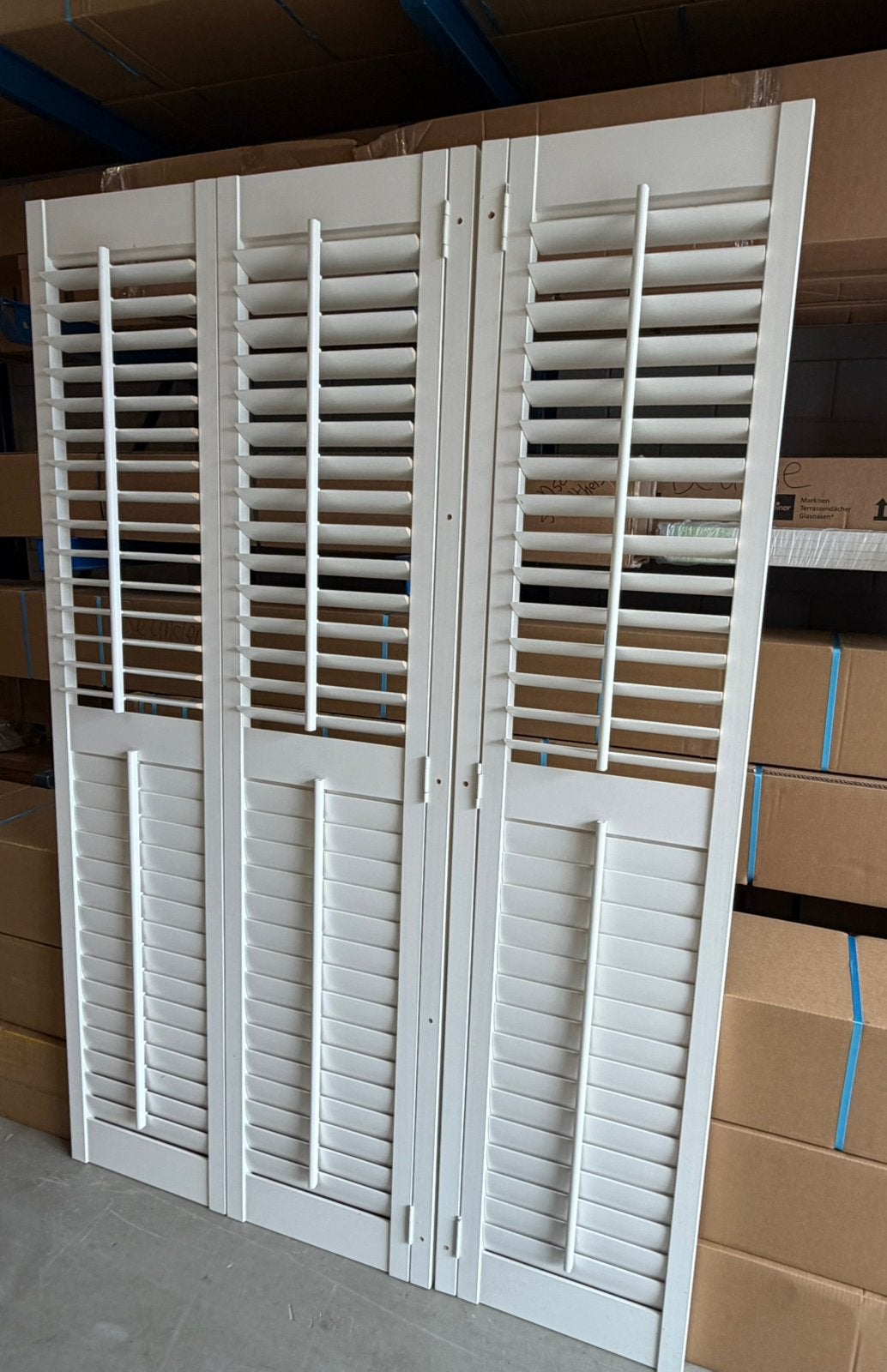 Witte shutters 192 cm hoog – 1 dubbele + 1 enkel paneel, Ophalen, Wit, Nieuw, 192 cm