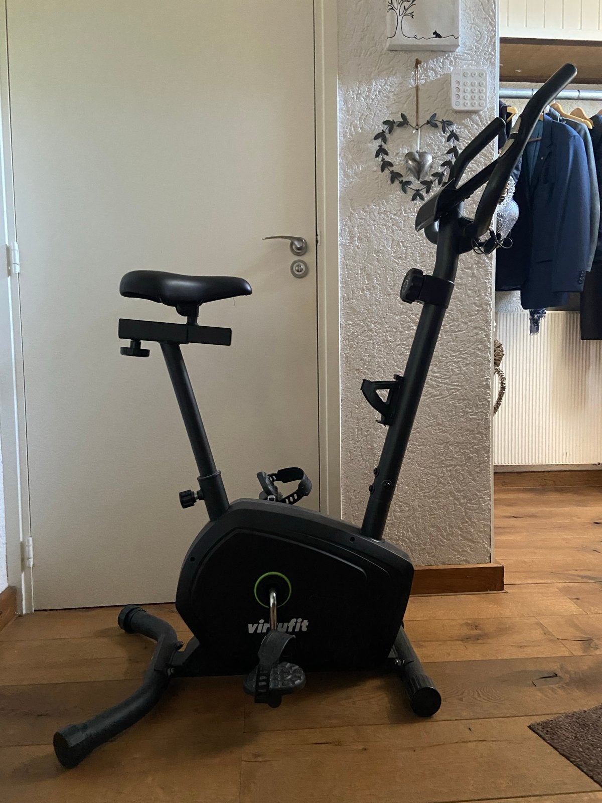 VirtuFit HTR 1.0 Hometrainer, Sport en Fitness, Ophalen, Gebruikt, Metaal, Benen