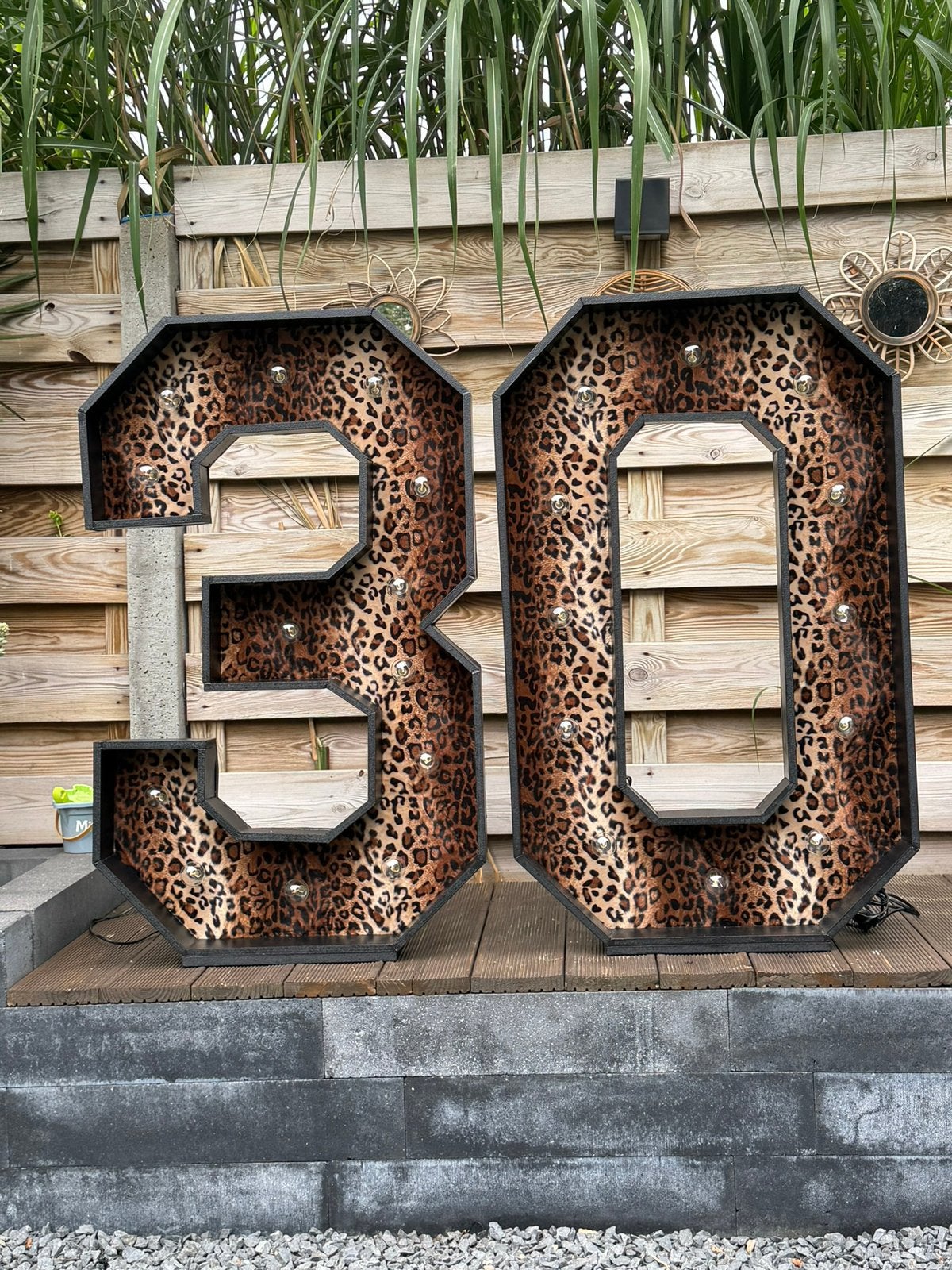Exclusieve panterprint lichtcijfers 30, Ophalen, Zo goed als nieuw