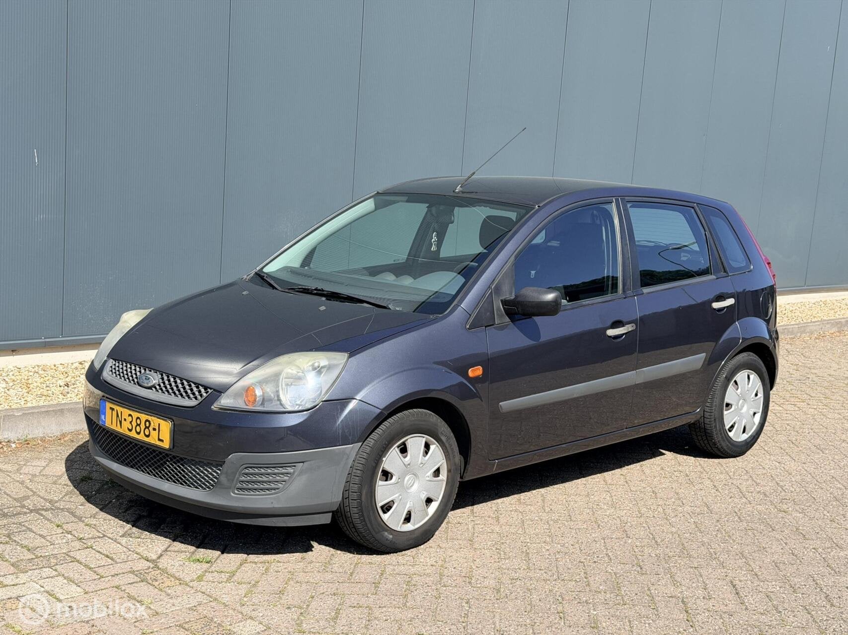 Ford Fiesta 1.25 Ghia NWEAPK/AIRCO, Auto's, Voorwielaandrijving, 1242 cc, 4 cilinders, Electronic Stability Program (ESP)