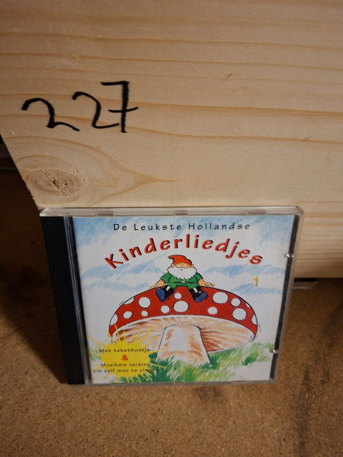 De Leukste Hollandse Kinderliedjes CD met tekstboekje, Gebruikt, Tot 2 jaar, Ophalen of Verzenden, Inclusief boekje
