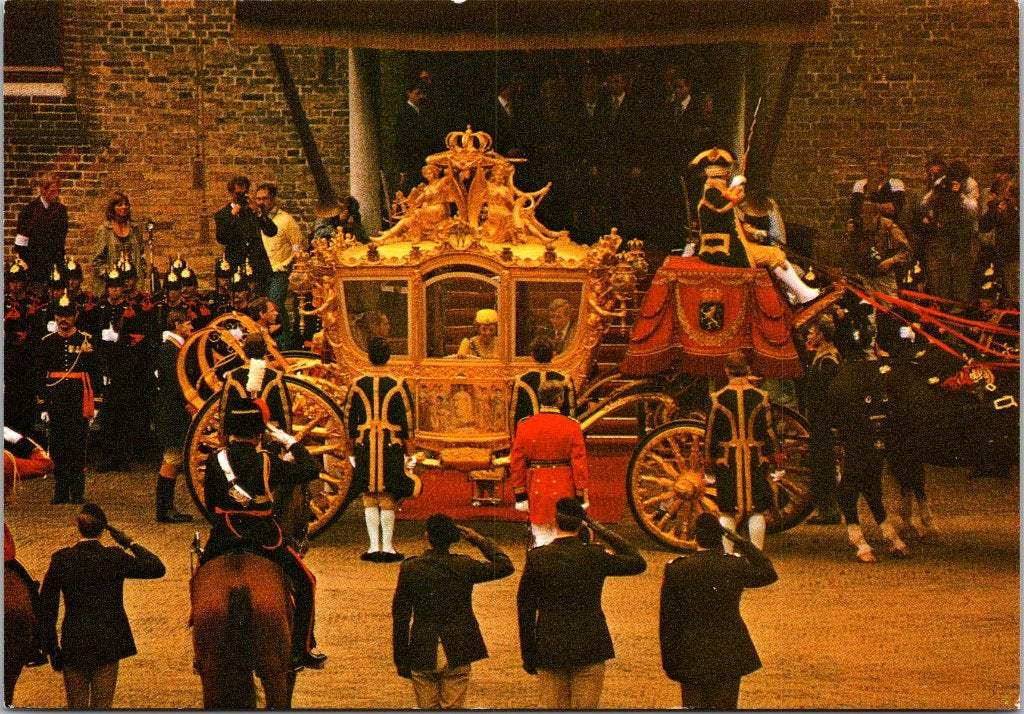 Den Haag 's-Gravenhage - 4 ansichtkaarten Gouden Koets, Verzenden, 1960 tot 1980, Ongelopen, Zuid-Holland