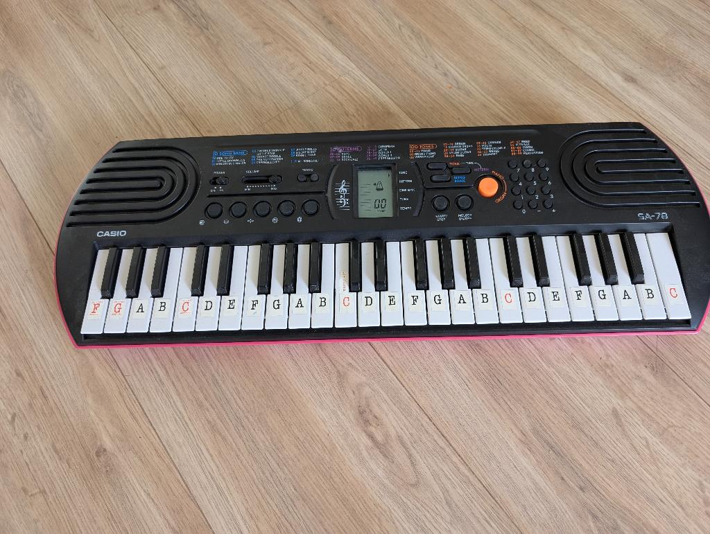 Casio SA-78 keyboard (44 toetsen), Muziek en Instrumenten, Keyboards, Zo goed als nieuw, Overige aantallen, Casio, Ophalen of Verzenden