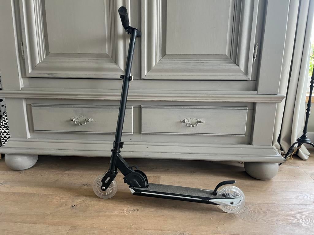 HyperMotion Step met LED verlichting, Fietsen en Brommers, Steps, Ophalen, Zo goed als nieuw, Gewone step