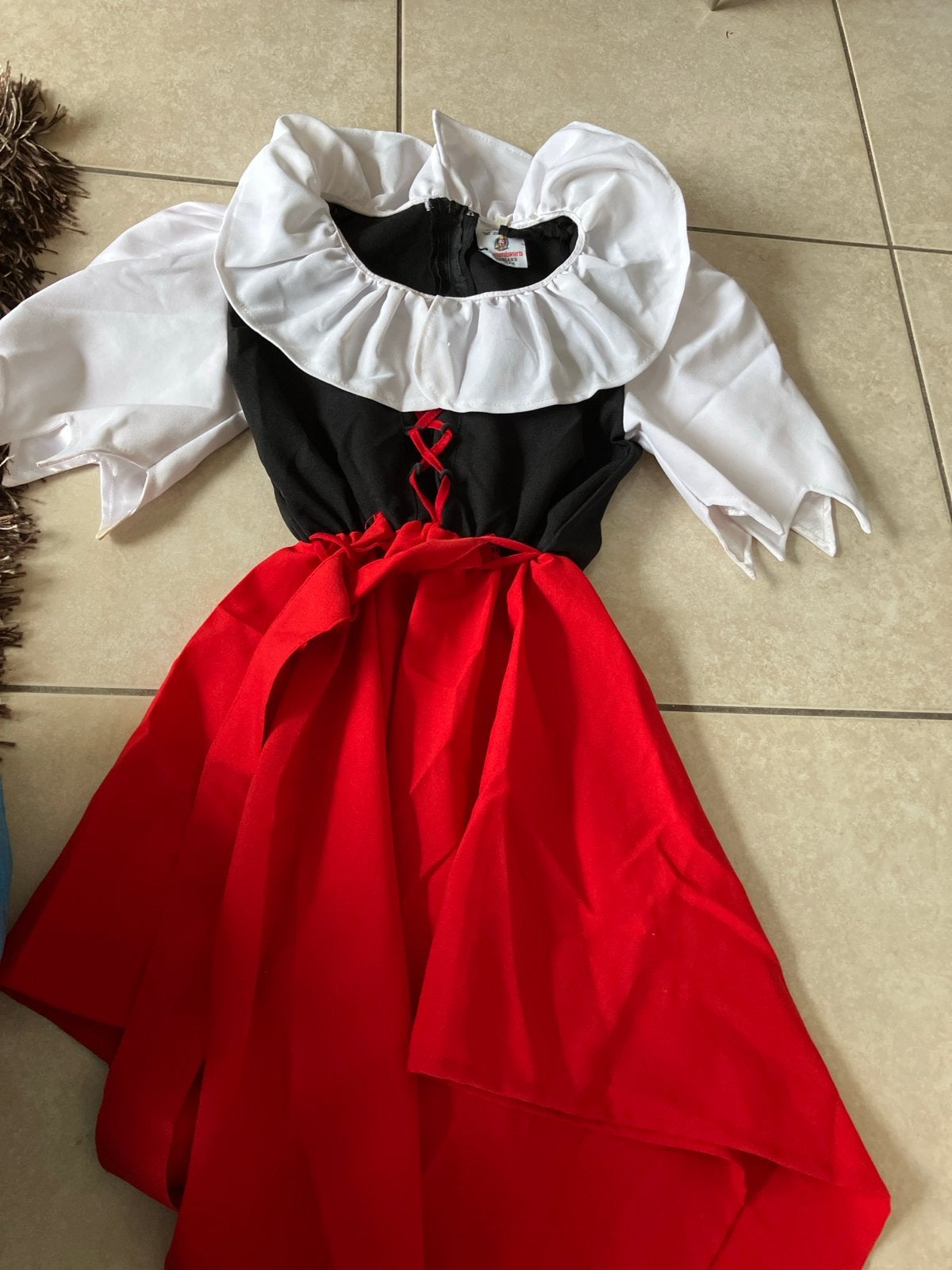 Carnavalskleding set: Roodkapje, Clown, Hippie, Carnaval, Kleding, Gedragen, Ophalen