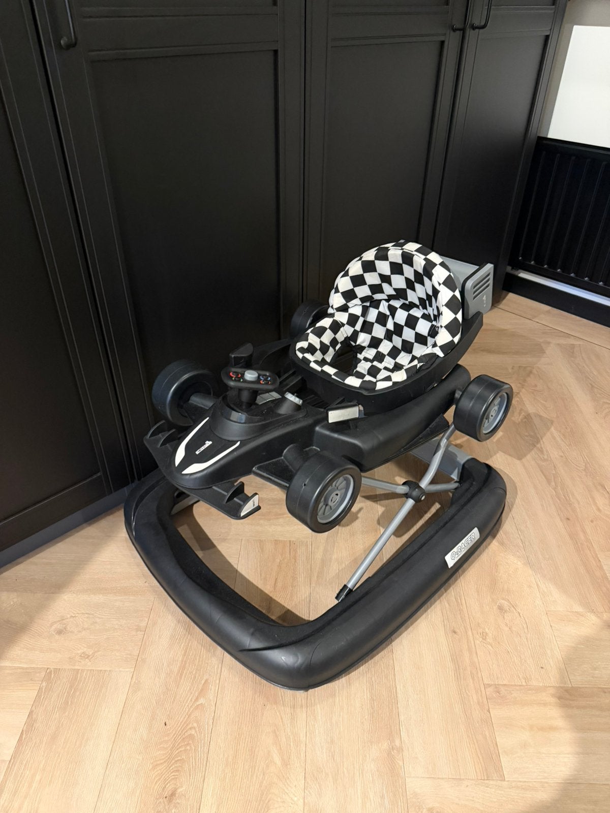 Loopstoel racer Qute, Ophalen of Verzenden, Zo goed als nieuw, Loopvoertuig