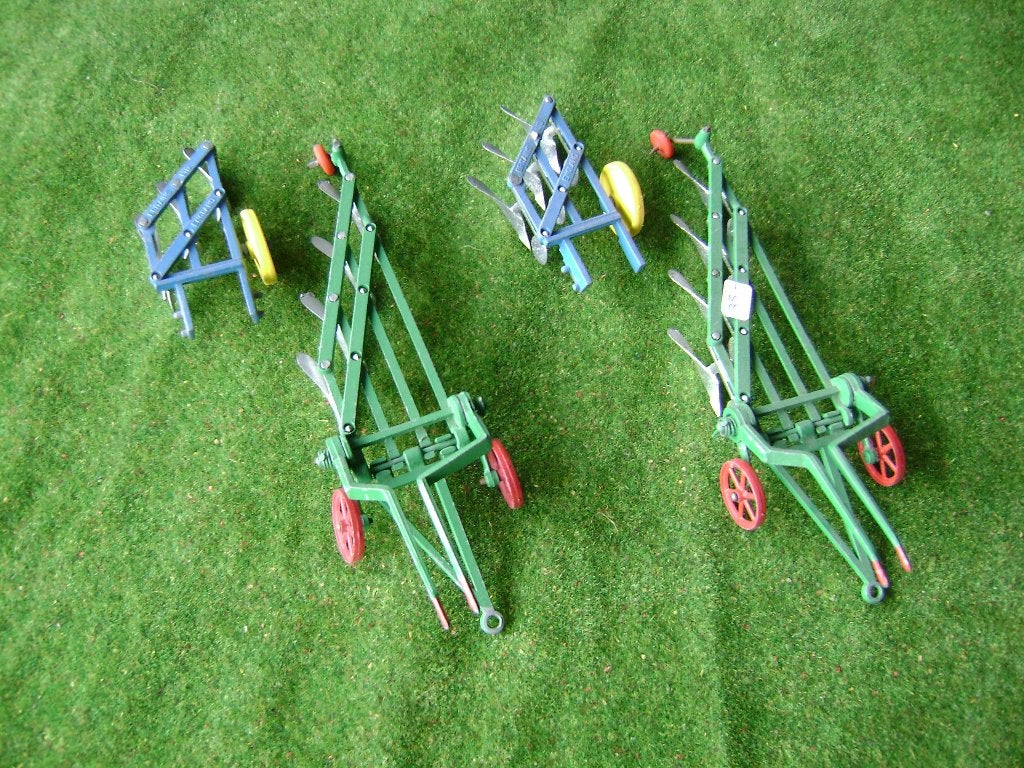Ploegen set van Britains met stocknummer 9555, Ophalen of Verzenden, Zo goed als nieuw, Tractor of Landbouw, Britains